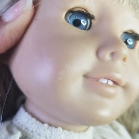 American Girl Doll - Kirsten Larson (Retired/ Pleasant Company) 18” Doll. - Picture 4 of 9